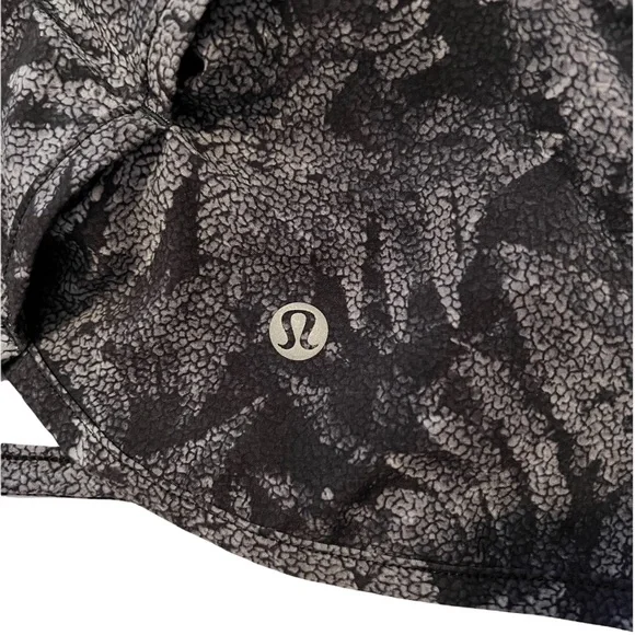 Lululemon Speed Up Short - Picture 2 of 7